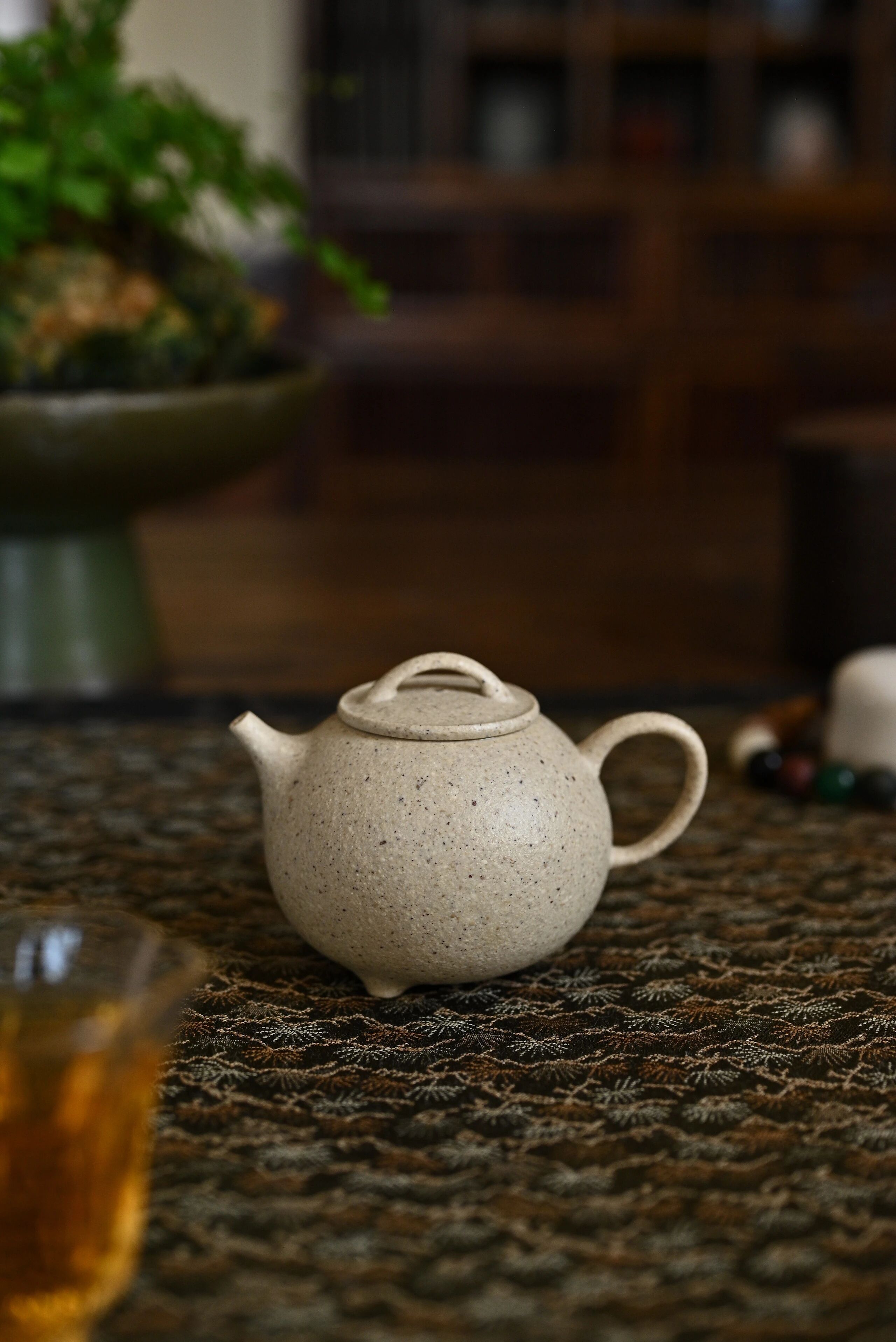 新中式茶器推荐 | 轻盈小壶也能有高级感