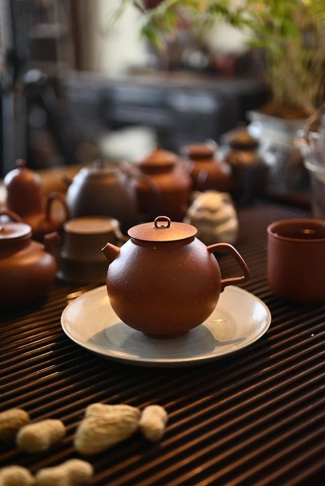 线条勾勒的极简美学,让器物回归本真